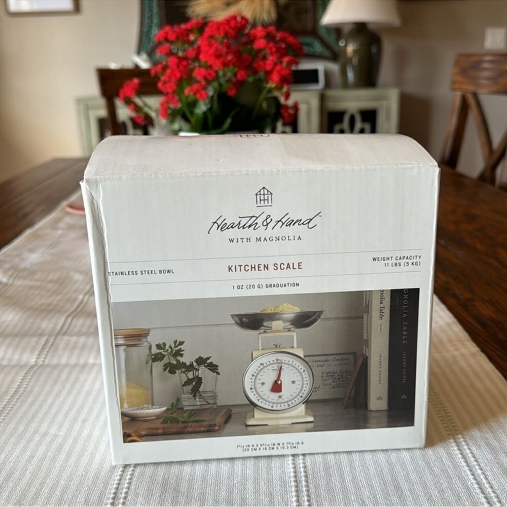 Hearth & Hand With Magnolia 11lb Stainless Steel Kitchen Scale Ivory - Picture 5 of 8